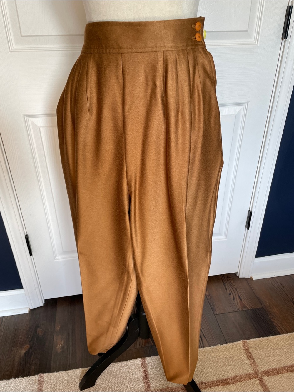 Vintage Stirrup High-Waist‎ Pleated Trousers Tapered Leg Cognac Brown Size 10